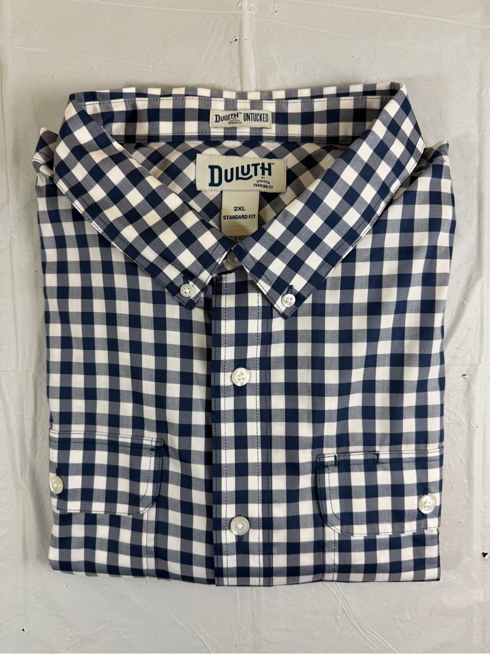 Duluth Trading‎ Co Navy & White Check Button-Down Shirt